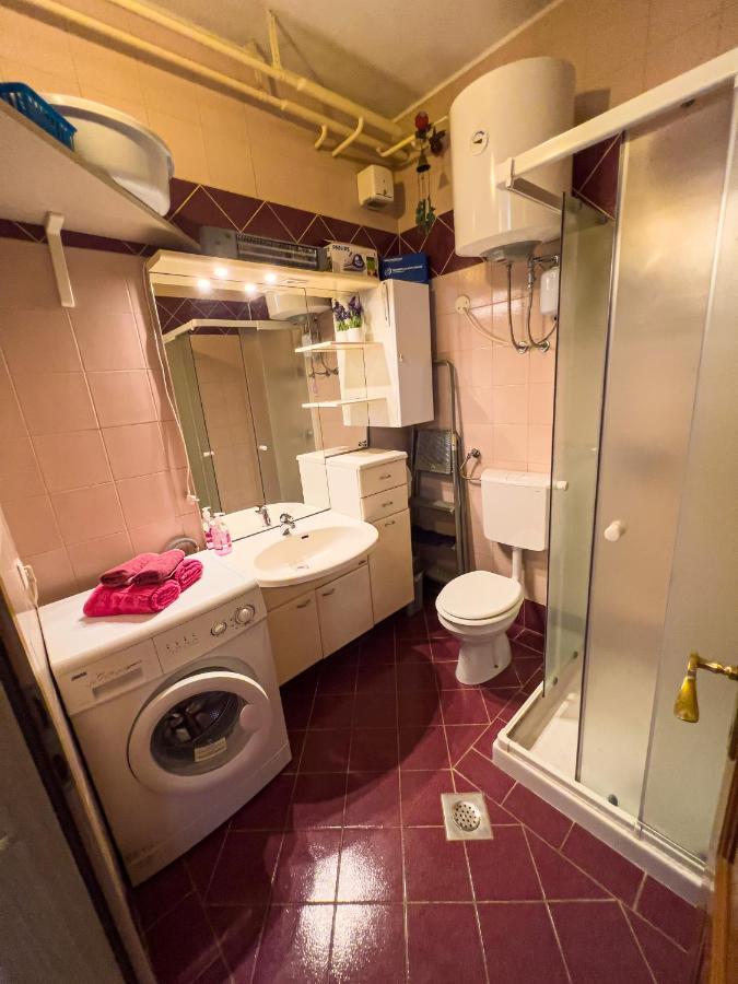 Apartma Ivy Ankaran Exteriör bild